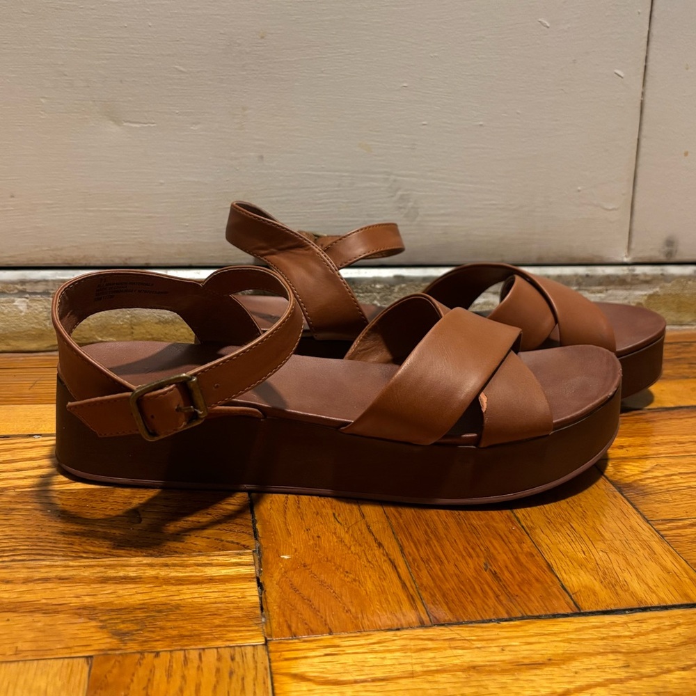 Women's Universal Thread Cognac Brown Platform Sandal